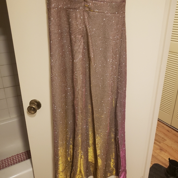 Evening gown - Picture 7 of 7